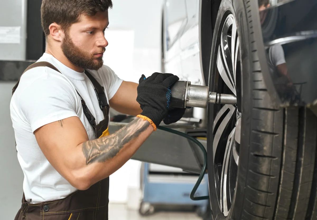 Qualified automotive experts at KV Mechanics